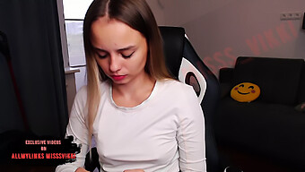 Russian 18-Year-Old Amateur Gets Her First Anal Experience