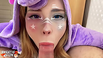 Un Couple Cosplay Pov Apprécie La Bite Et Le Sperme Dans Une Vidéo Porno Sur Le Thème De La Licorne