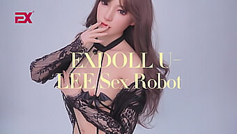 EXDOLL의 cyberFushion U-Lee와 함께 궁극적인 쾌감을 경험하세요. 부드러운 가슴과 큰 엉덩이를 가진 섹스 로봇