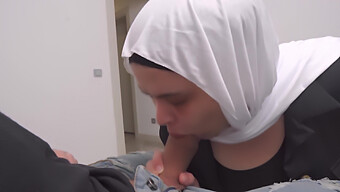 A Muslim Milf Receives A Surprise Dickflash In The Hospital Waiting Room, Expressing Surprise And Pleasure.